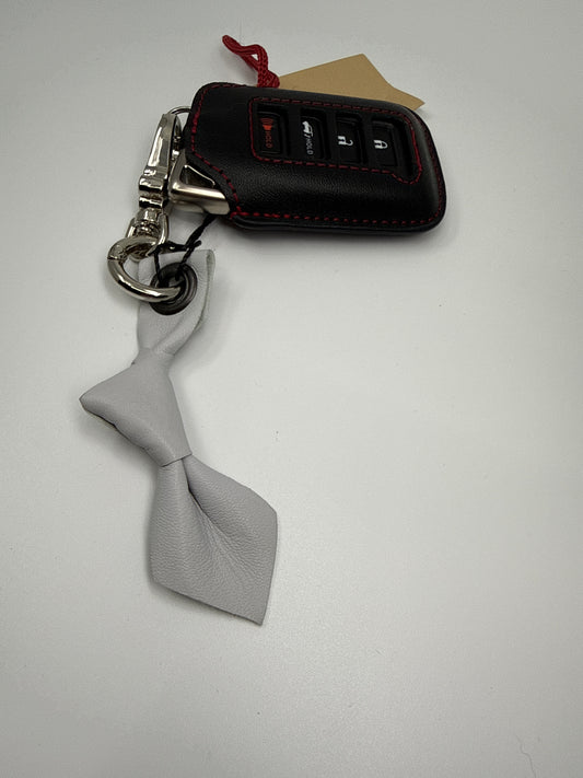 Keychain Supple Calfskin Leather Neck Tie